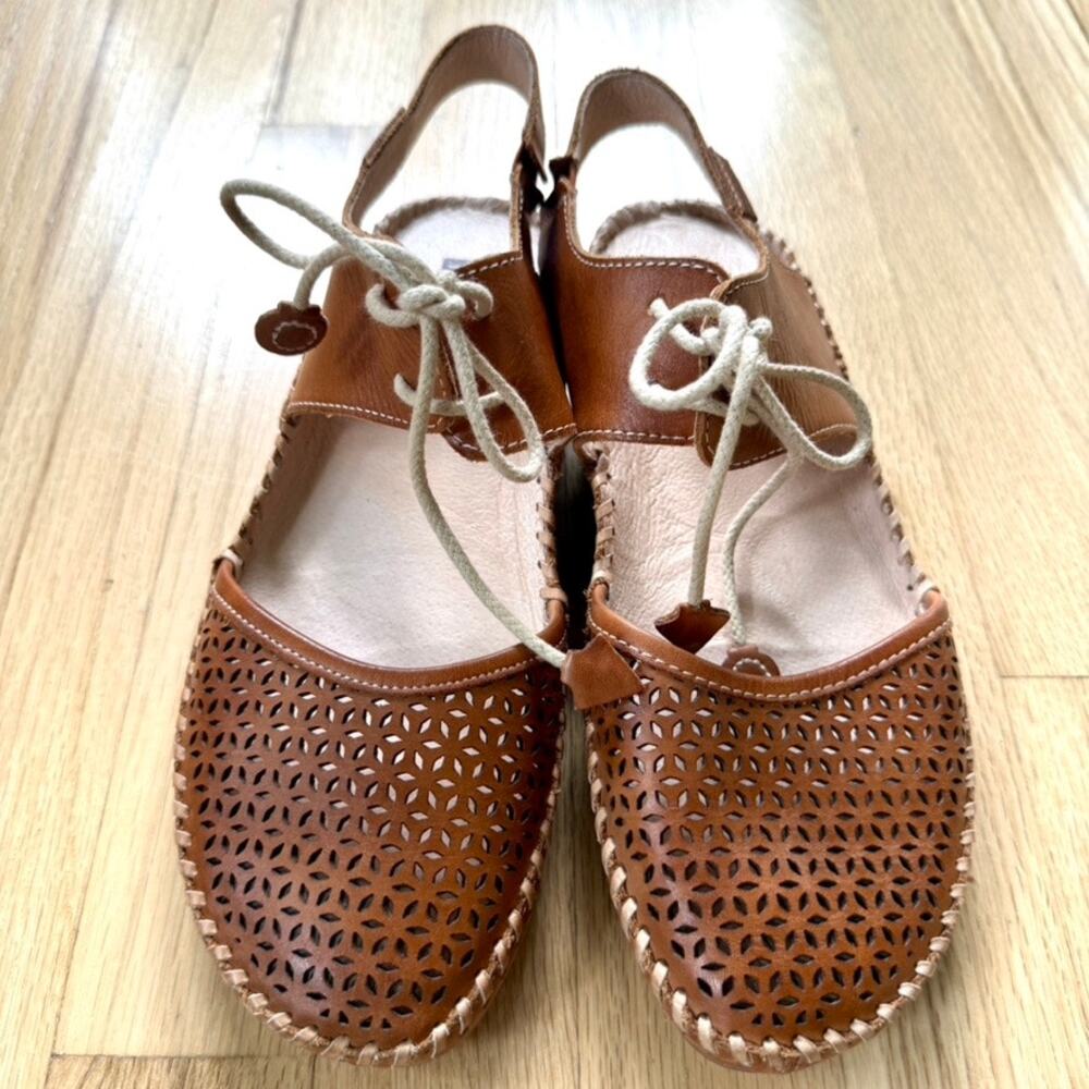 Pikolinos Puerto Vallarta Perforated Leather Lace-Up Sandals - Size 38